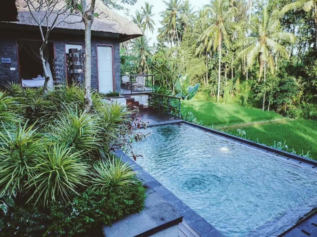 pool