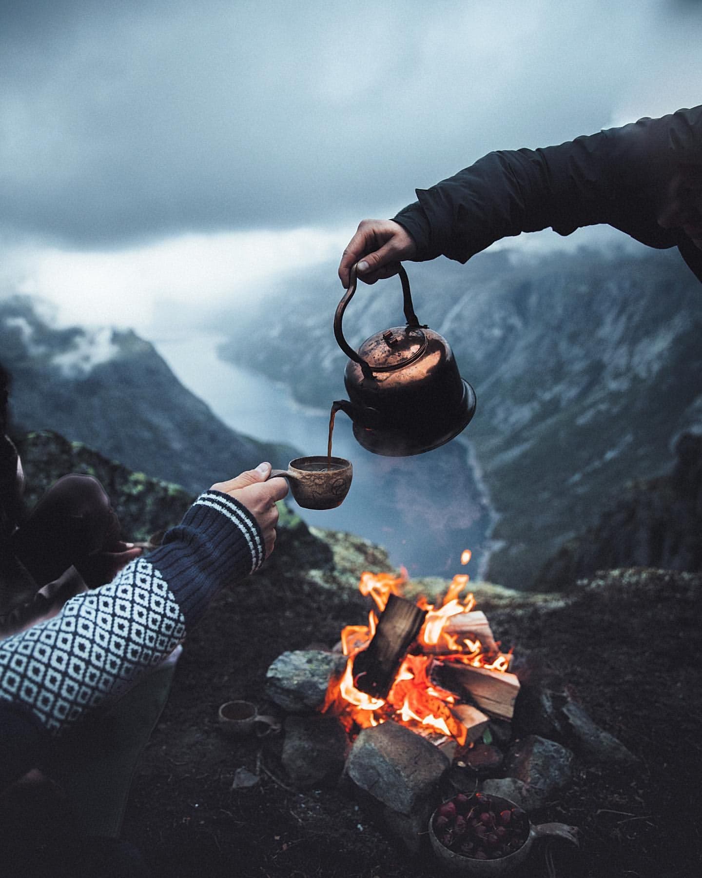 Little kitchen in the wild