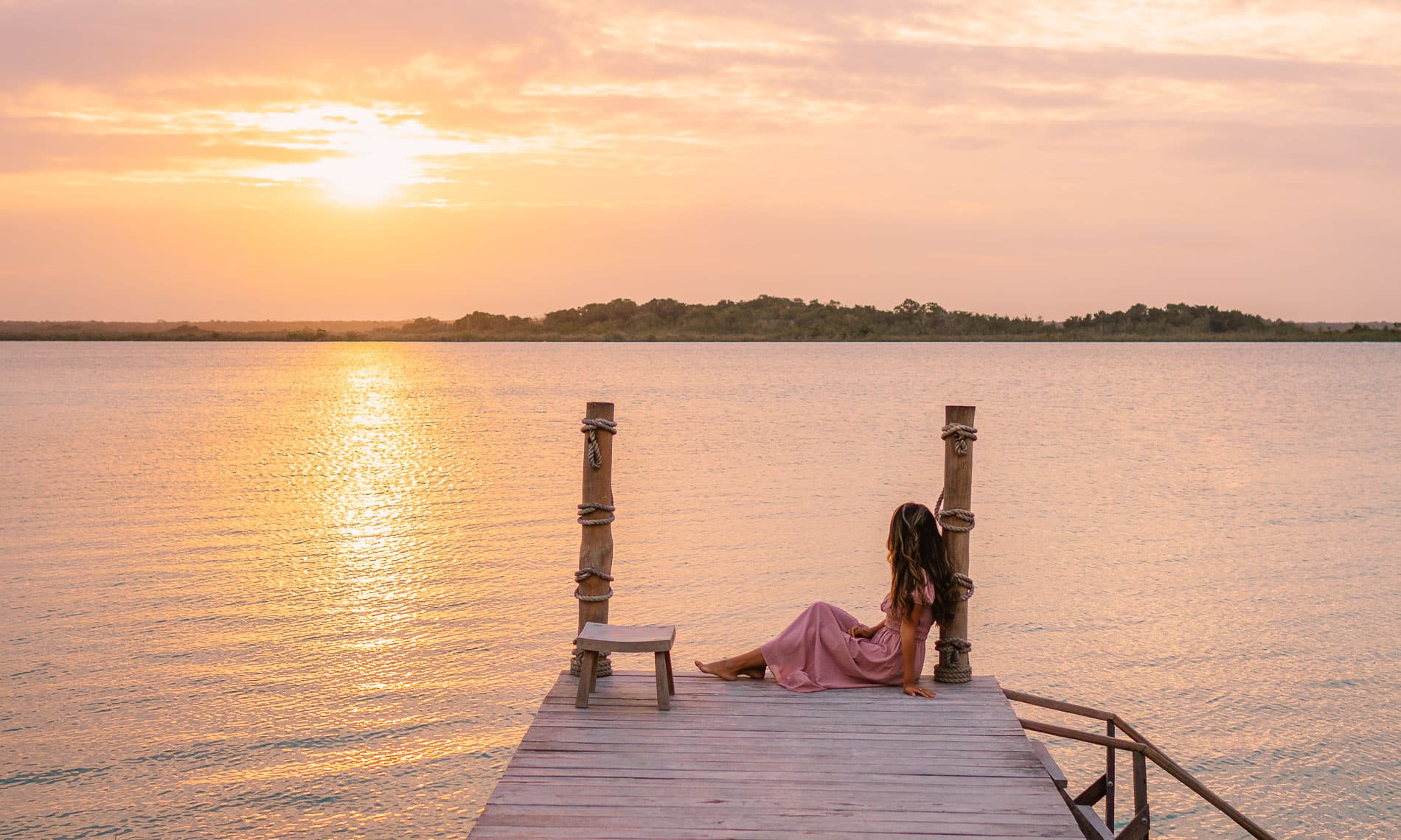 Sunset bacalar Blue Lagoon