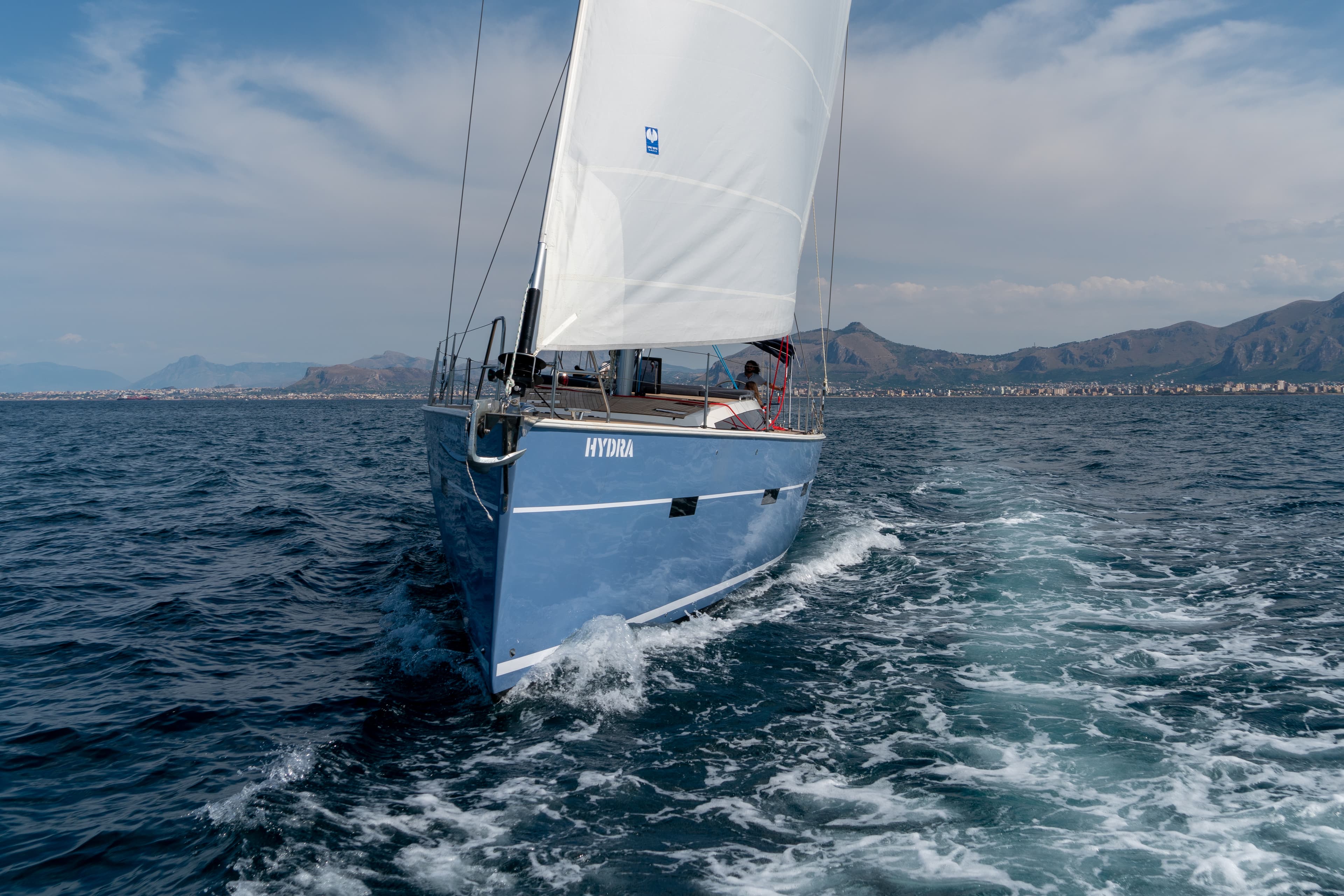 Sea-Sail-Foil-wind-sun-adventures-italy
