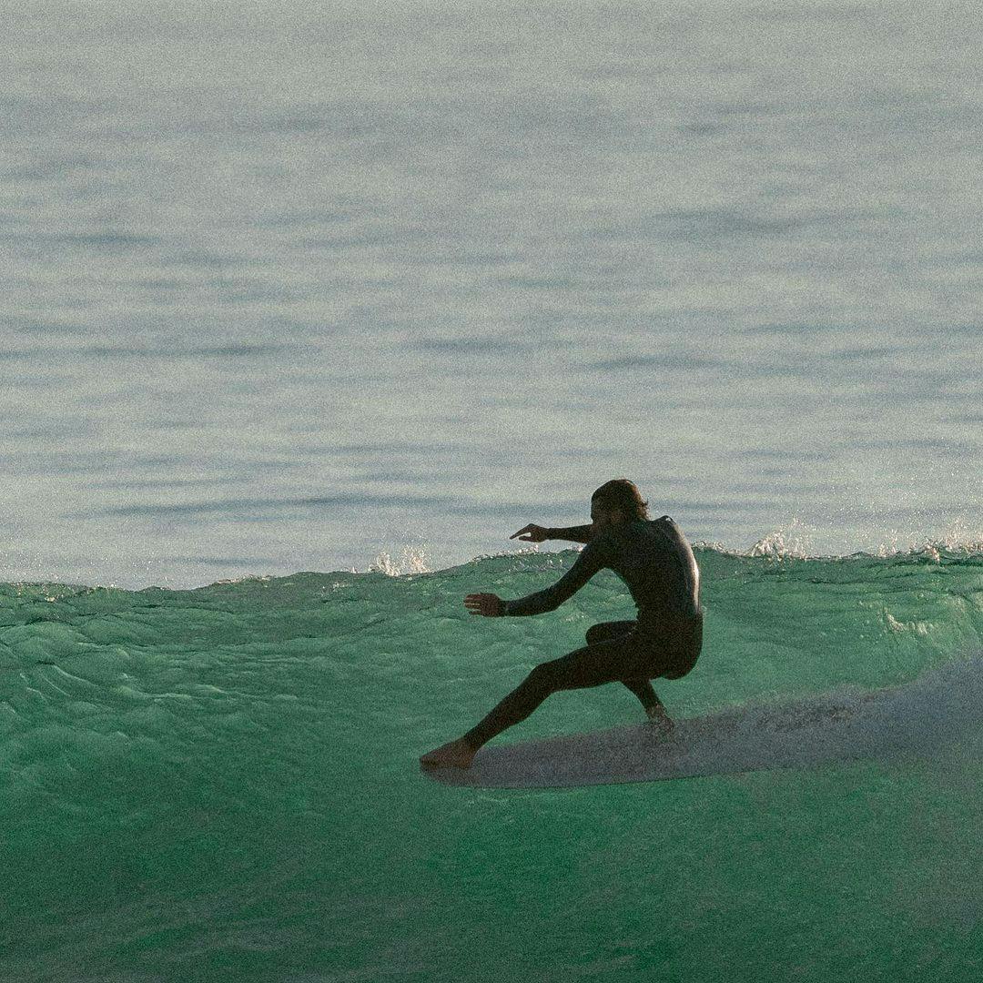 Eurico Romaguera surfing
