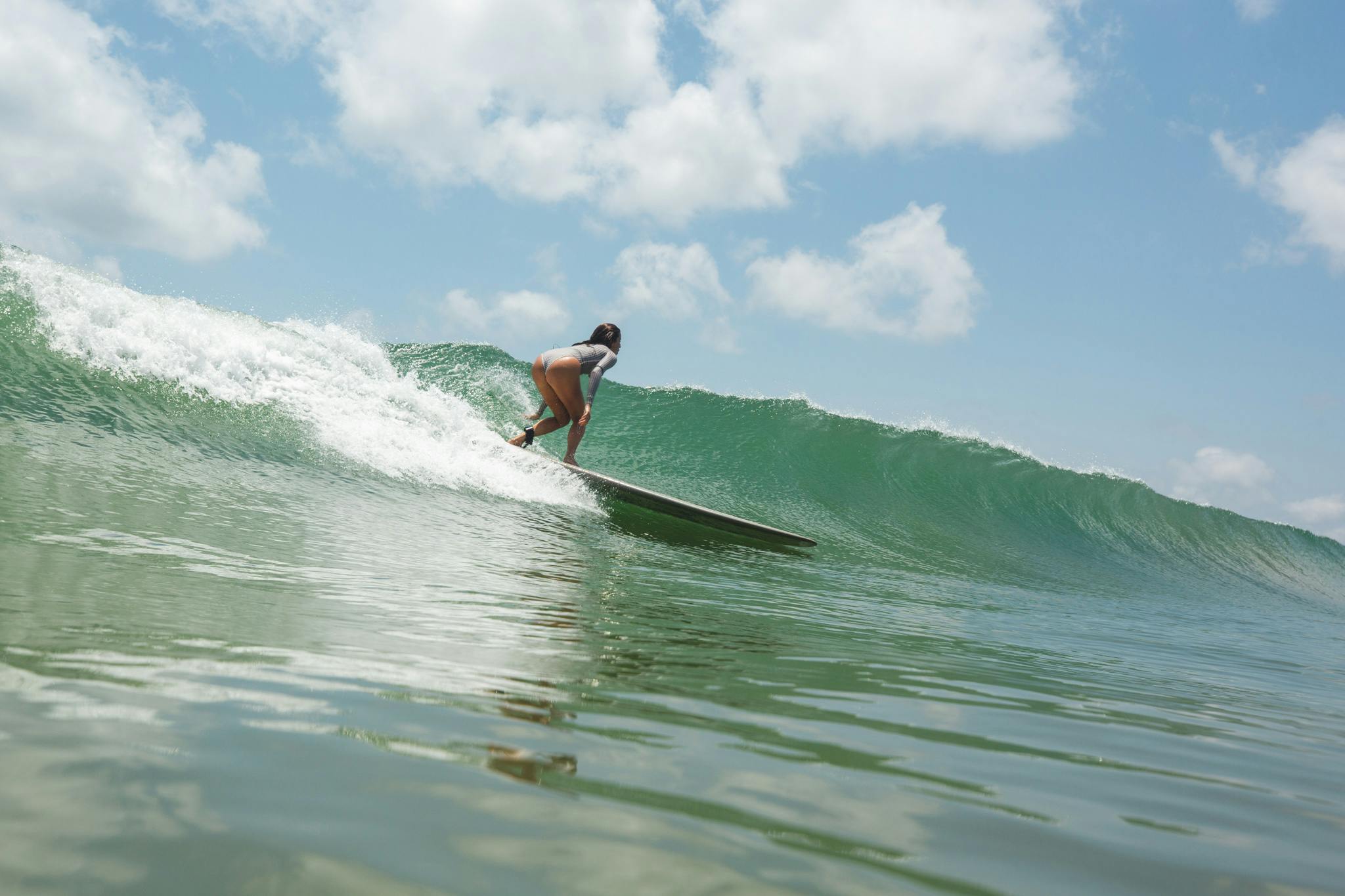Surf-Girl-Ecuador2